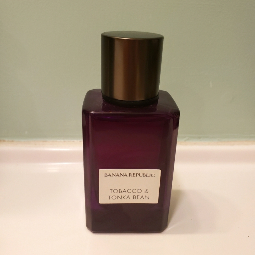 Banana Republic Tobacco & Tonka Bean perfume